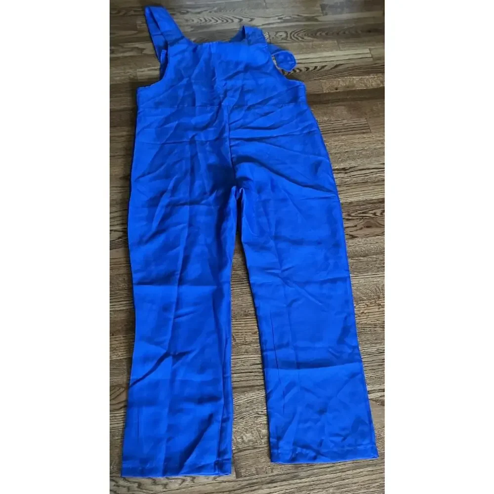 Super Mario & Luigi Child And Adult Halloween Costume Set. Missing Button.
